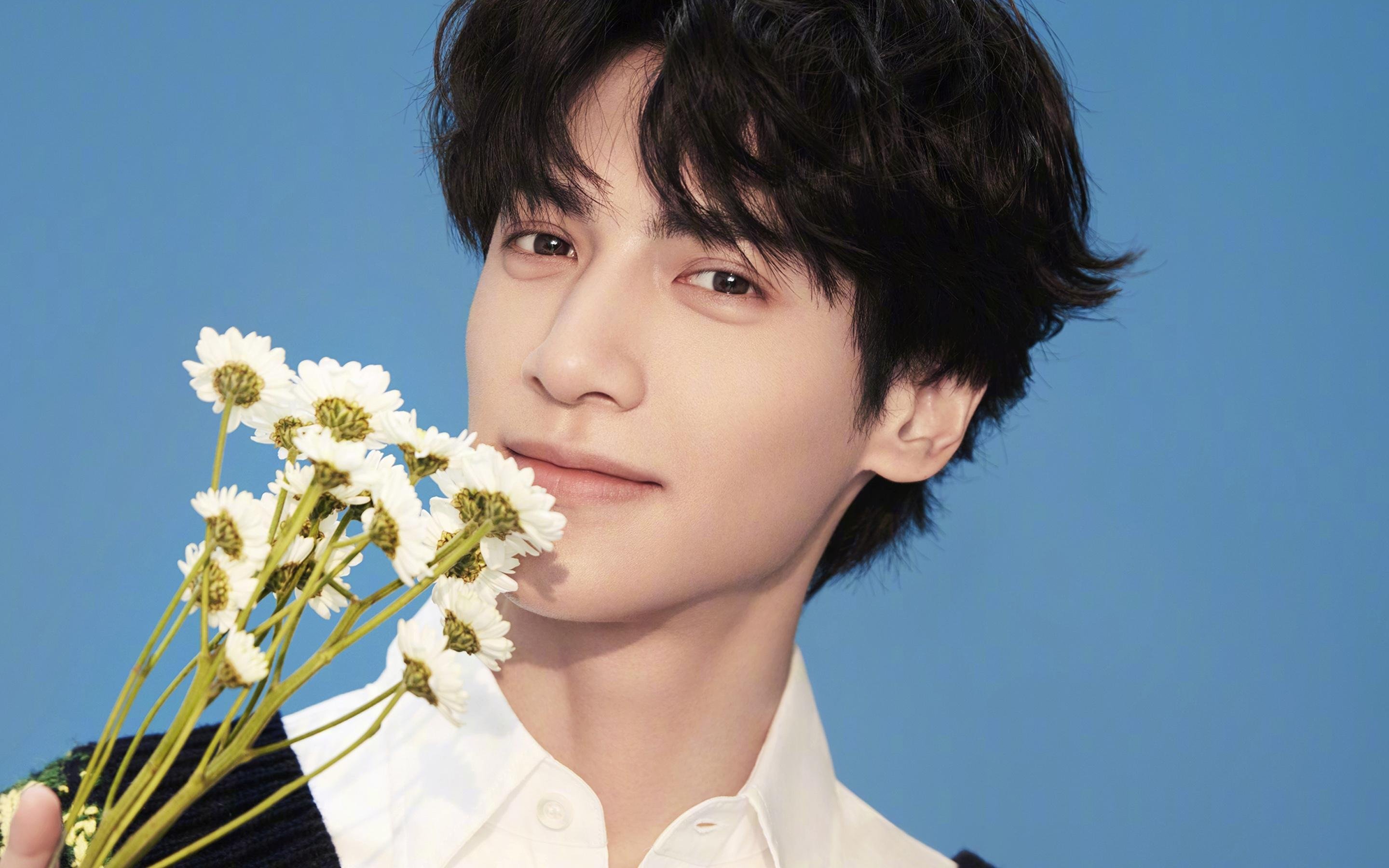 爱游戏平台-威少谈受伤后篮球依旧是热爱所在，威少的伤势